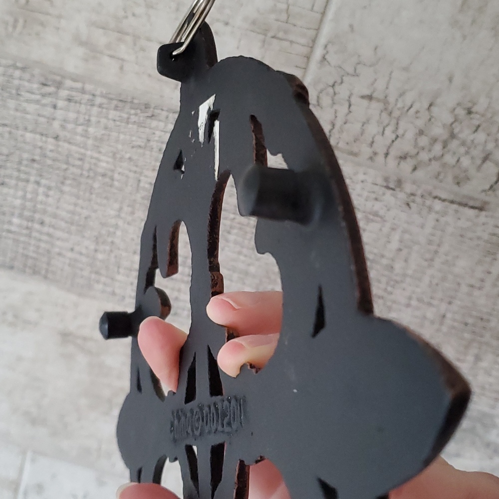 Aged Bronze Metal Trivet - Picture 5 of 6